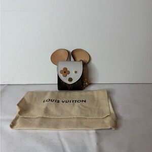 Louis Vuitton Earphone Case Etui Earphone AirPods Case Mouse Monogram Canvas